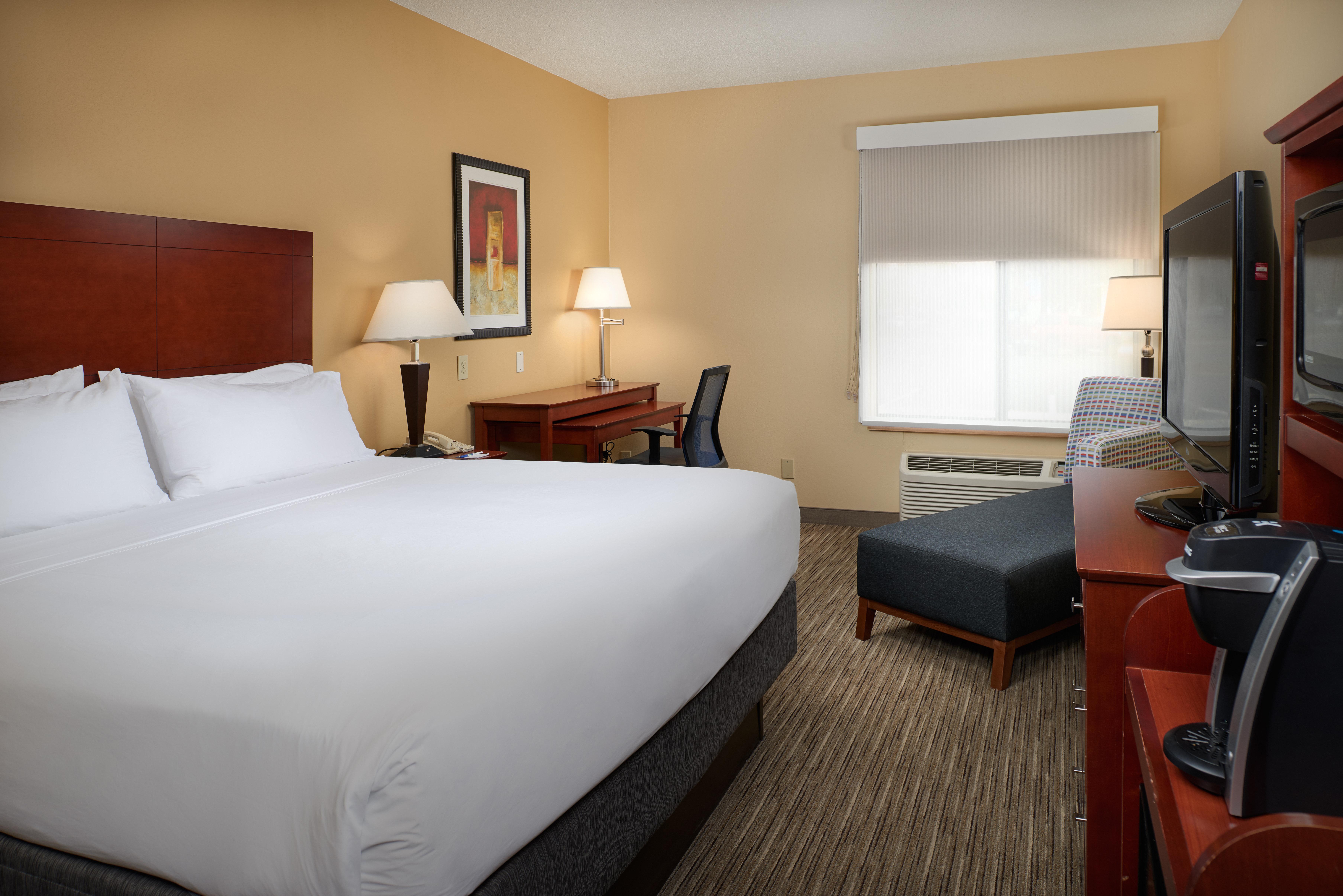 Holiday Inn Express Hotel & Suites Anniston/Oxford By Ihg Exterior foto