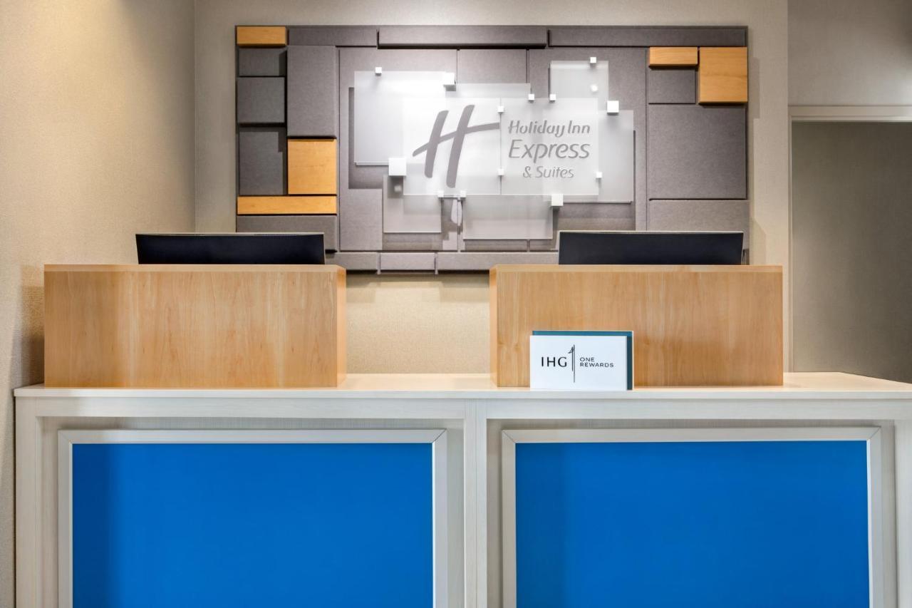Holiday Inn Express Hotel & Suites Anniston/Oxford By Ihg Exterior foto